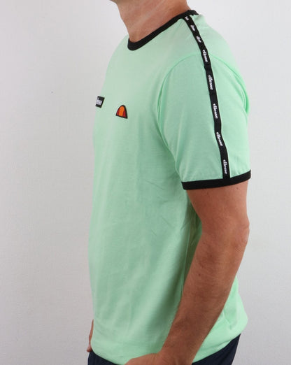Ellesse – T-Shirt mit Taping-Muster, Grün