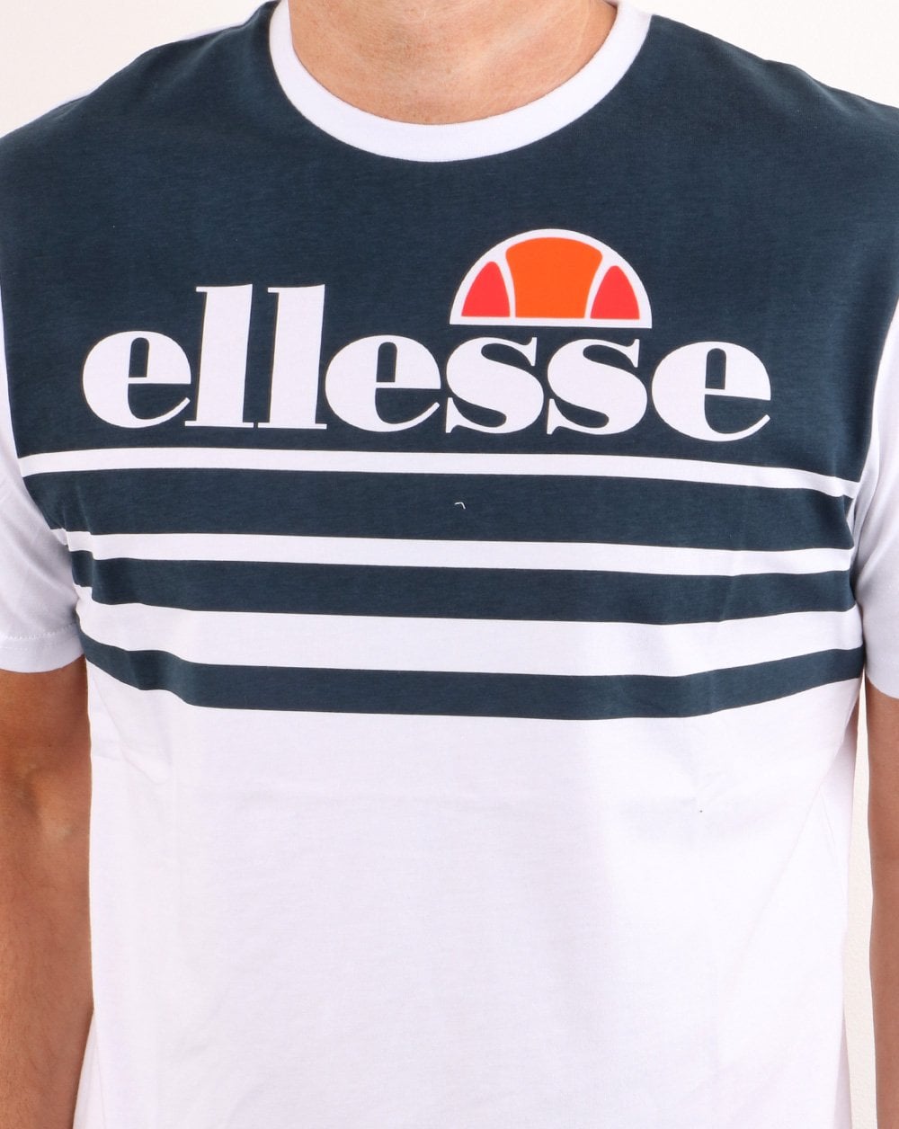 Ellesse – Vierra – T-Shirt in Weiß