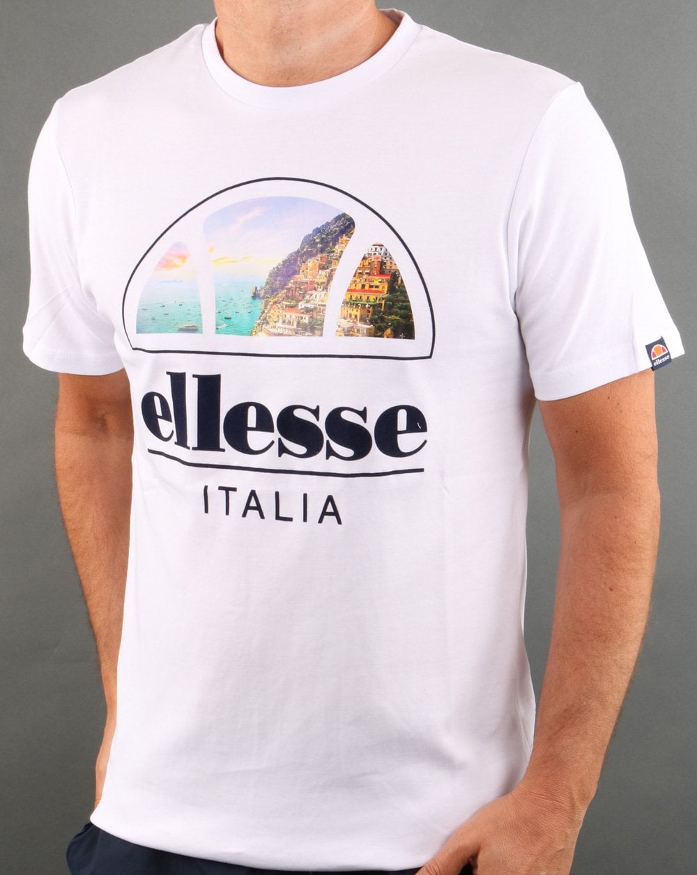 Ellesse – Chia – T-Shirt in Weiß