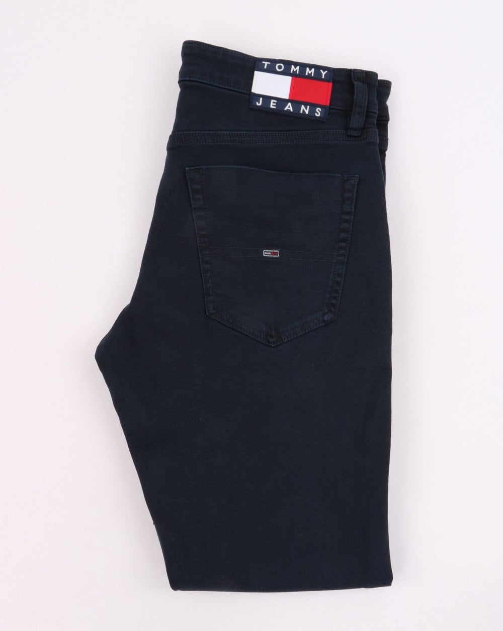 Tommy Hilfiger – Scanton Heritage – Schmal geschnittene Jeans in dunkler Marineblau-Waschung