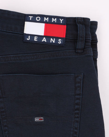 Tommy Hilfiger – Scanton Heritage – Schmal geschnittene Jeans in dunkler Marineblau-Waschung