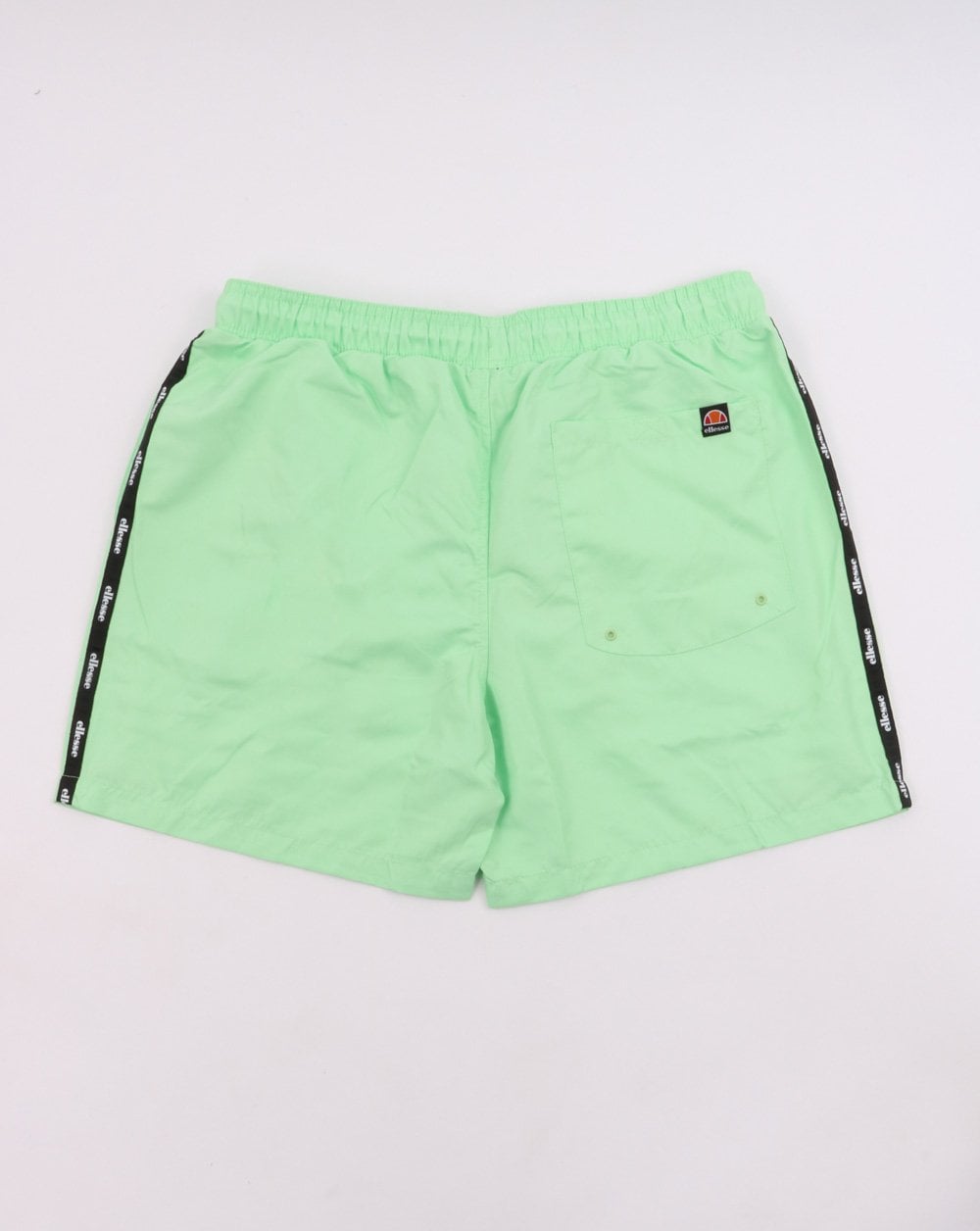 Ellesse – Badeshorts mit Taping in Grün