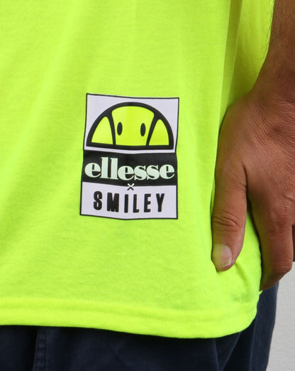 Ellesse – Smiley-T-Shirt in Neongelb