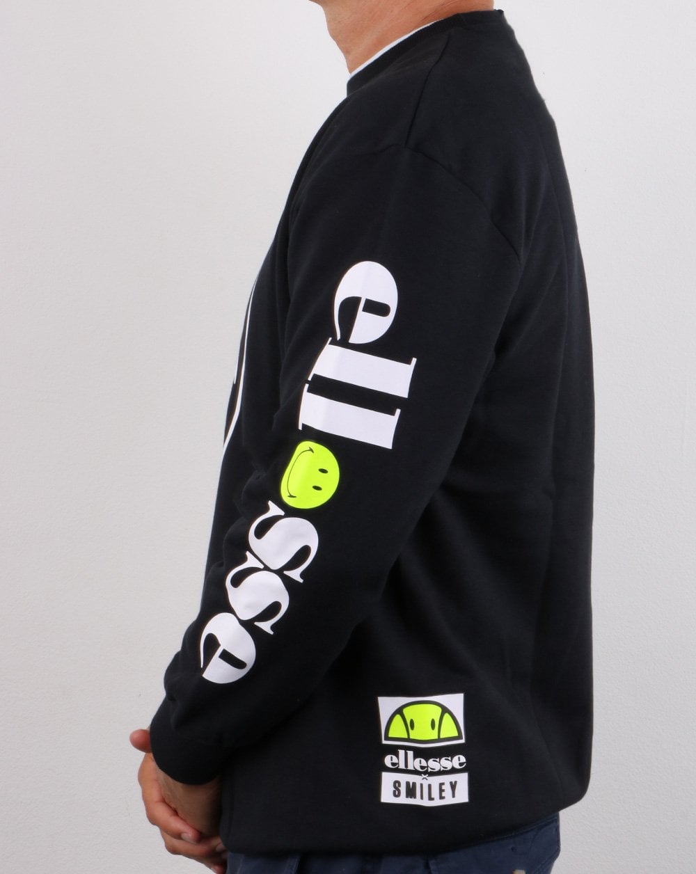 Ellesse – Smiley-Sweatshirt in Schwarz