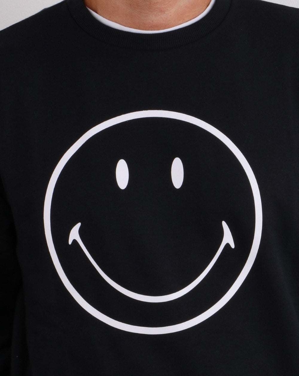 Ellesse – Smiley-Sweatshirt in Schwarz