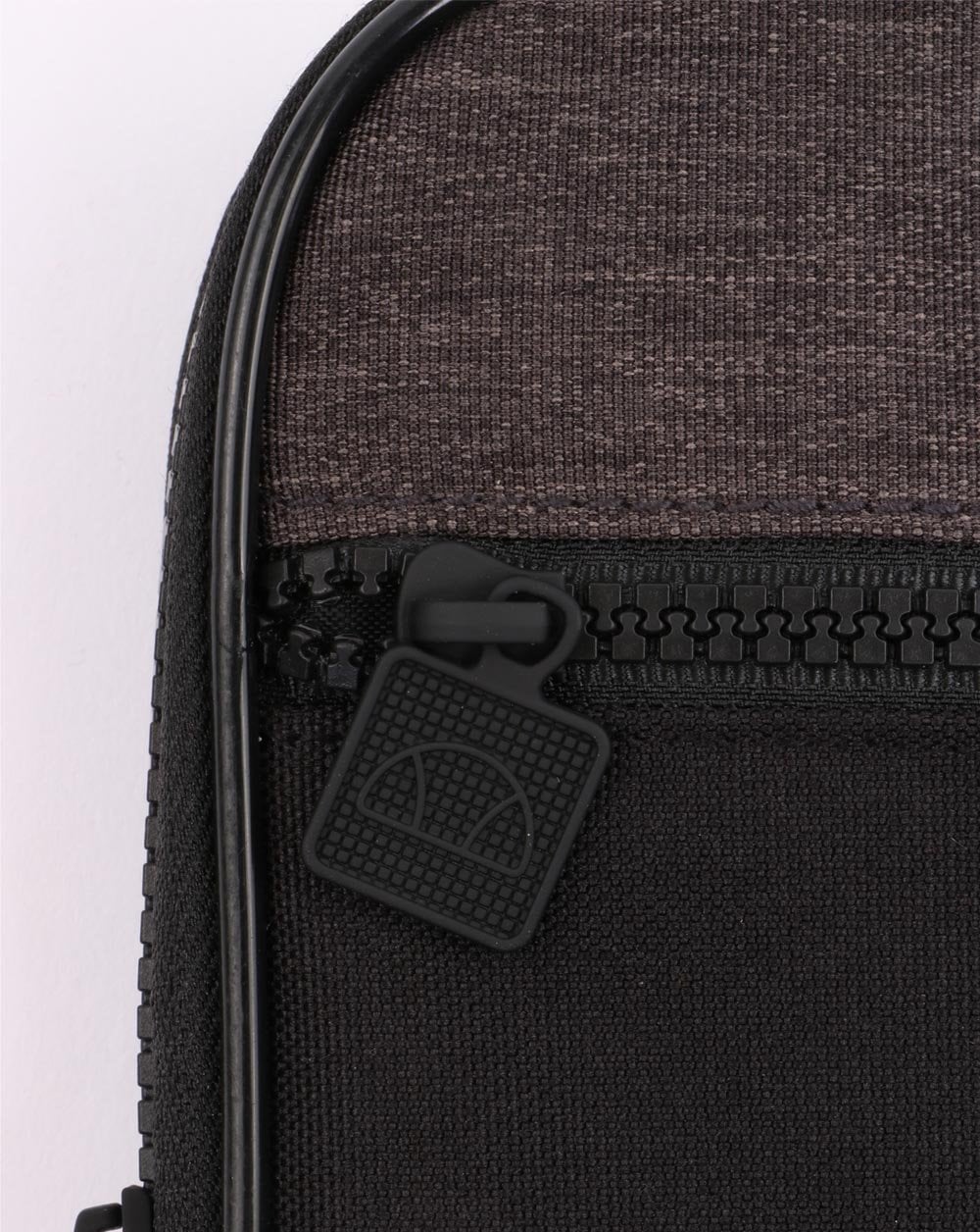 Ellesse – Templeton – Kleine Tasche in Schwarz