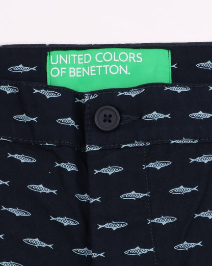 Benetton Gemusterte Chino-Shorts in Marineblau