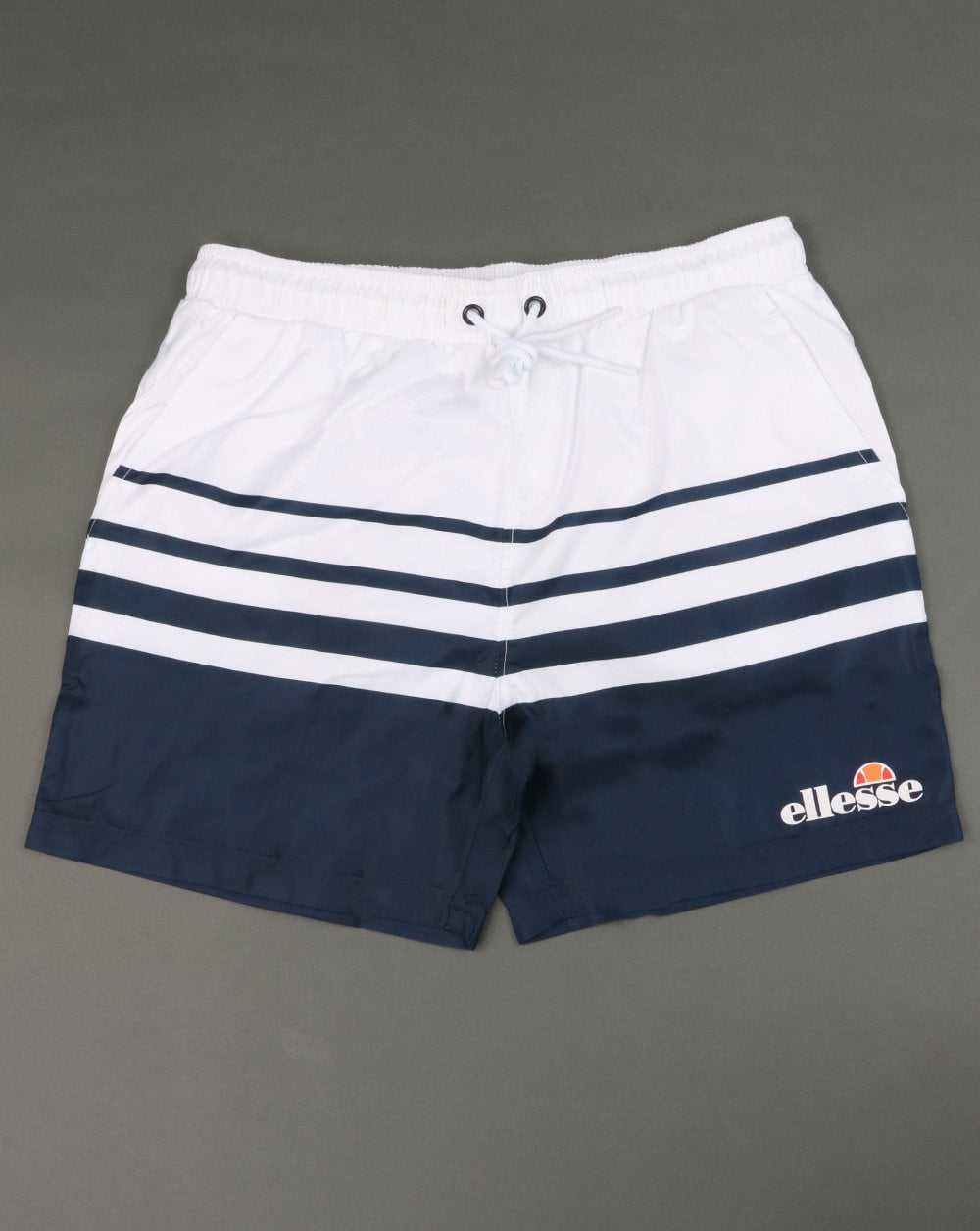 Ellesse Gestreifte Badeshorts Weiß/Marineblau