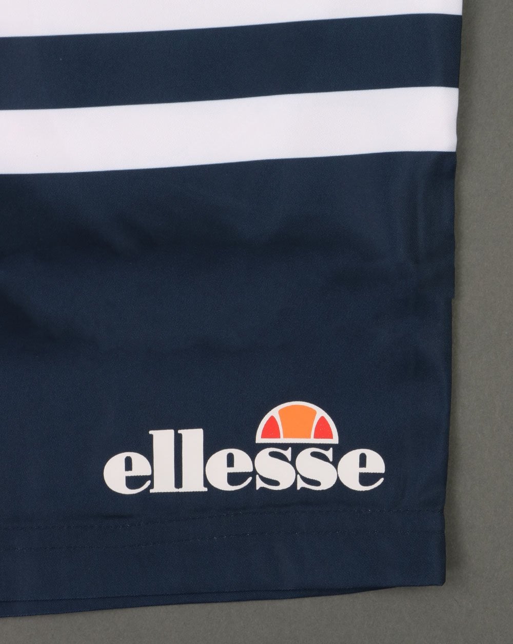 Ellesse Gestreifte Badeshorts Weiß/Marineblau