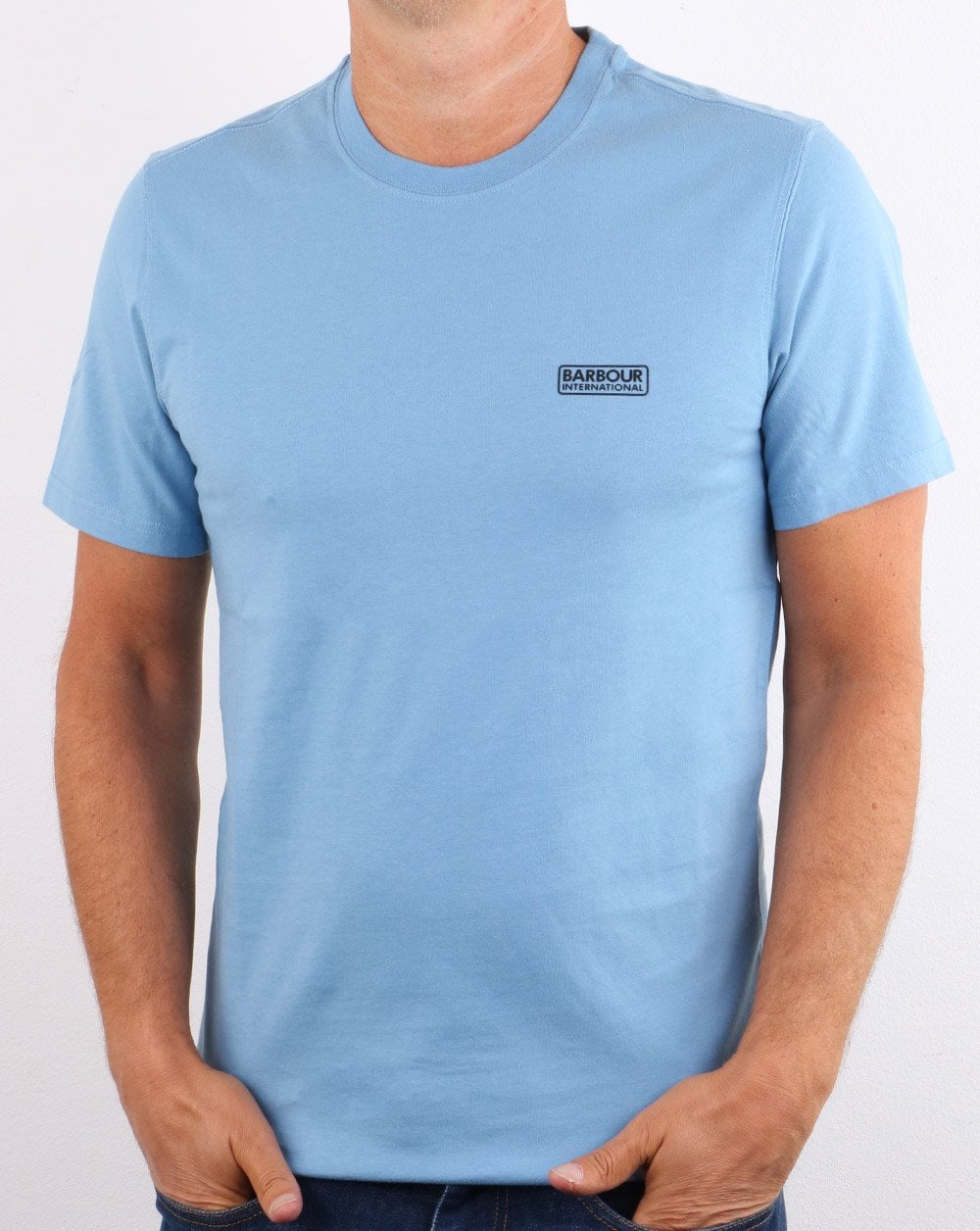 Barbour International – T-Shirt mit kleinem Logo in Cool Blue