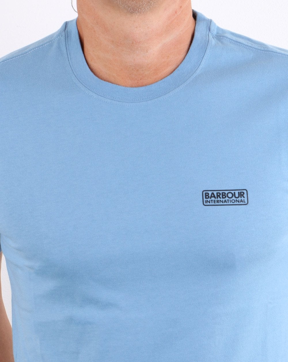 Barbour International – T-Shirt mit kleinem Logo in Cool Blue