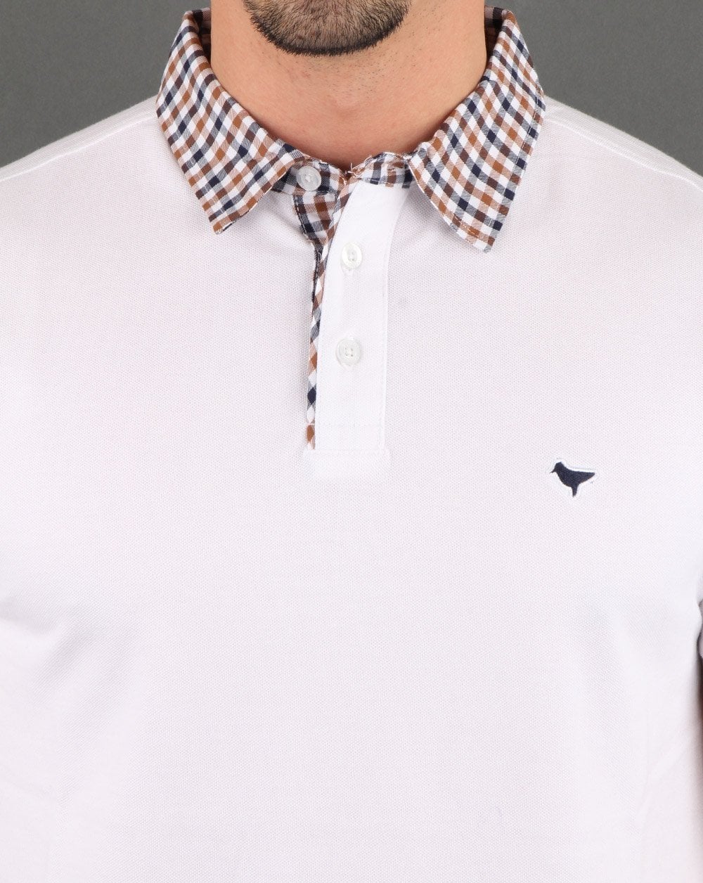Weekend Offender – Kariertes Poloshirt mit Kragen in Weiß