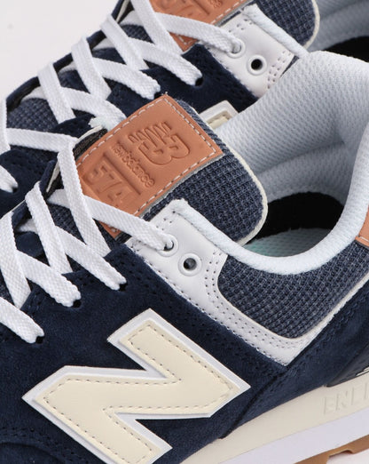 New Balance ML574 Sneaker in Marineblau