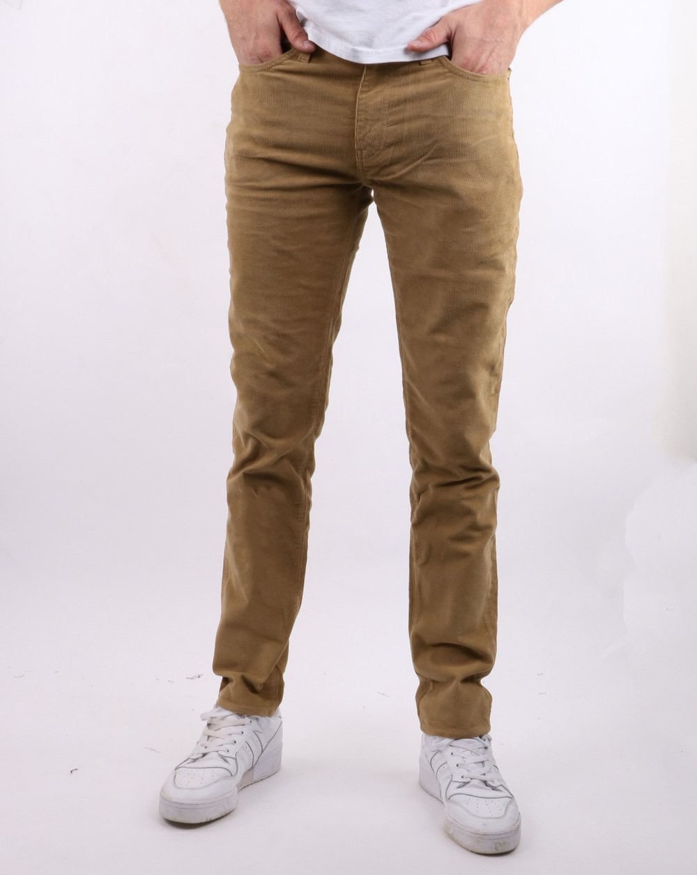 Levis 511 – Slim Fit-Cordhose in Harvest Gold