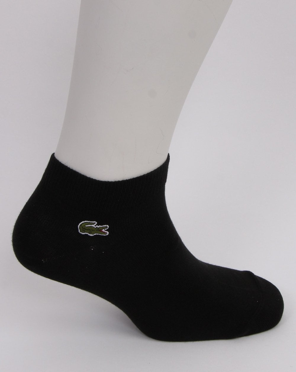 Lacoste – Sneakersocken im Dreierpack in Schwarz