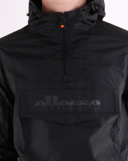 Ellesse – Ton in Ton gehaltene Jacke mit Viertelreißverschluss in Schwarz