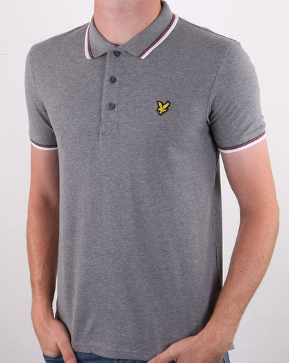Lyle And Scott – Poloshirt mit Streifen in Mittelgrau meliert/Weiß