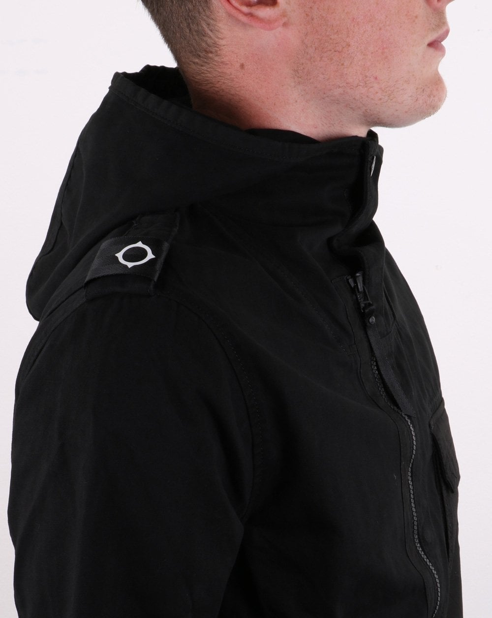 MA.Strum Hooded Jacket Jet Black