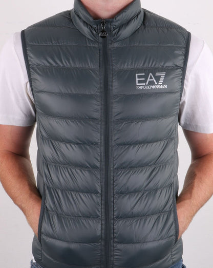 Emporio Armani – EA7 Core Logo Daunenweste in Silber
