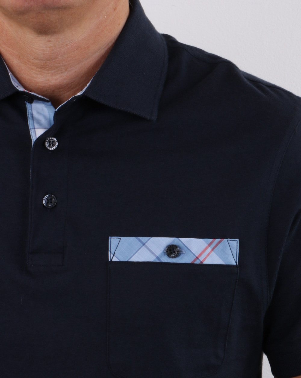 Barbour Poloshirt mit Tartan-Tasche, Marineblau