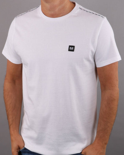 Weekend Offender – Bunbury – T-Shirt mit Karomuster in Weiß