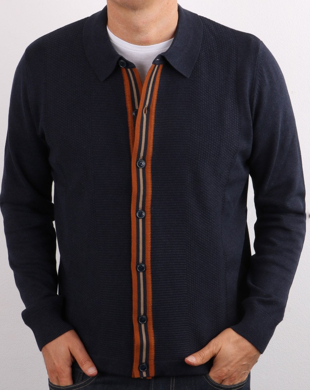 Ben Sherman – Modische Strickjacke mit durchgehender Knopfleiste, Mitternachtsblau