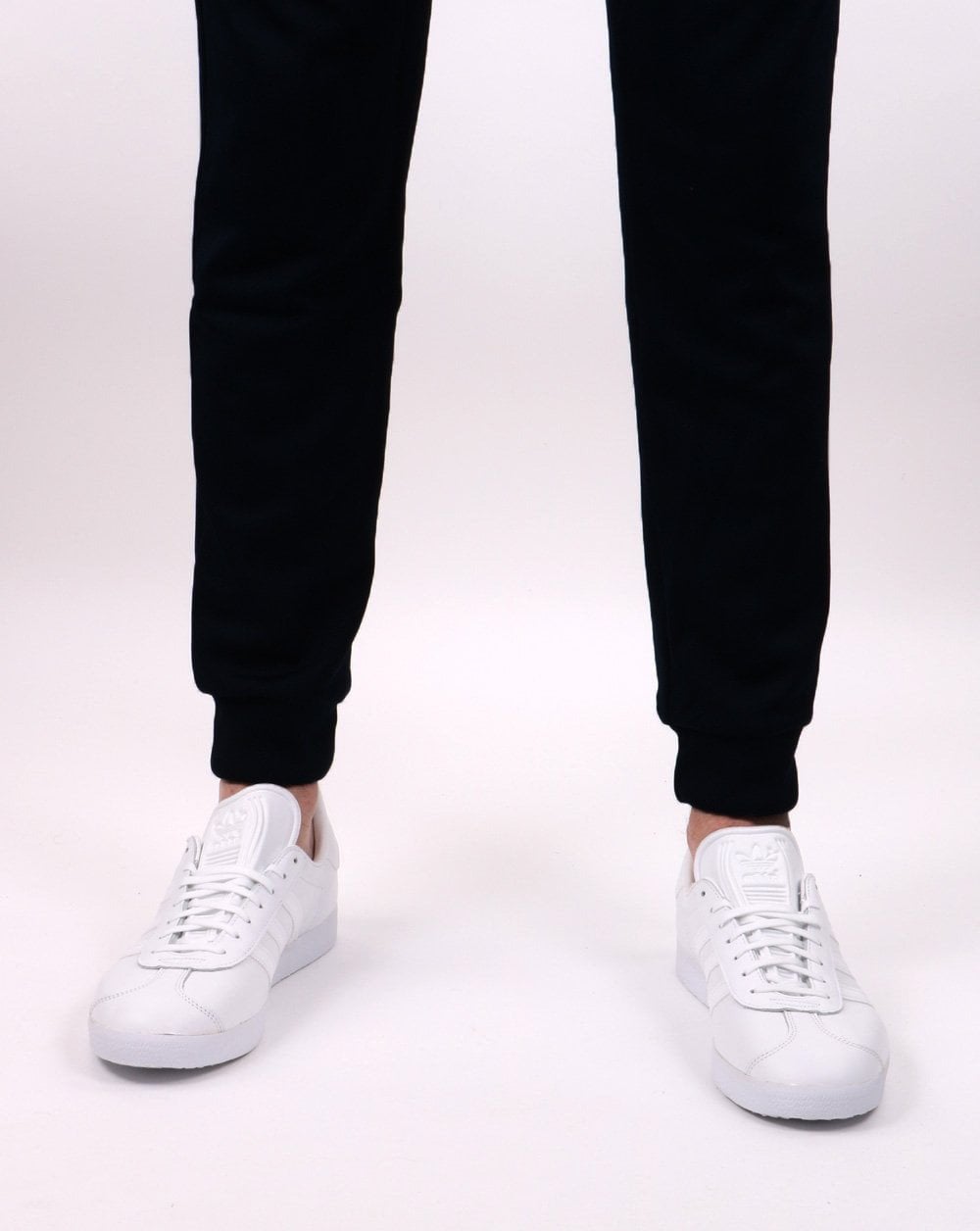 Adidas Originals Essential Trainingshose Schwarz