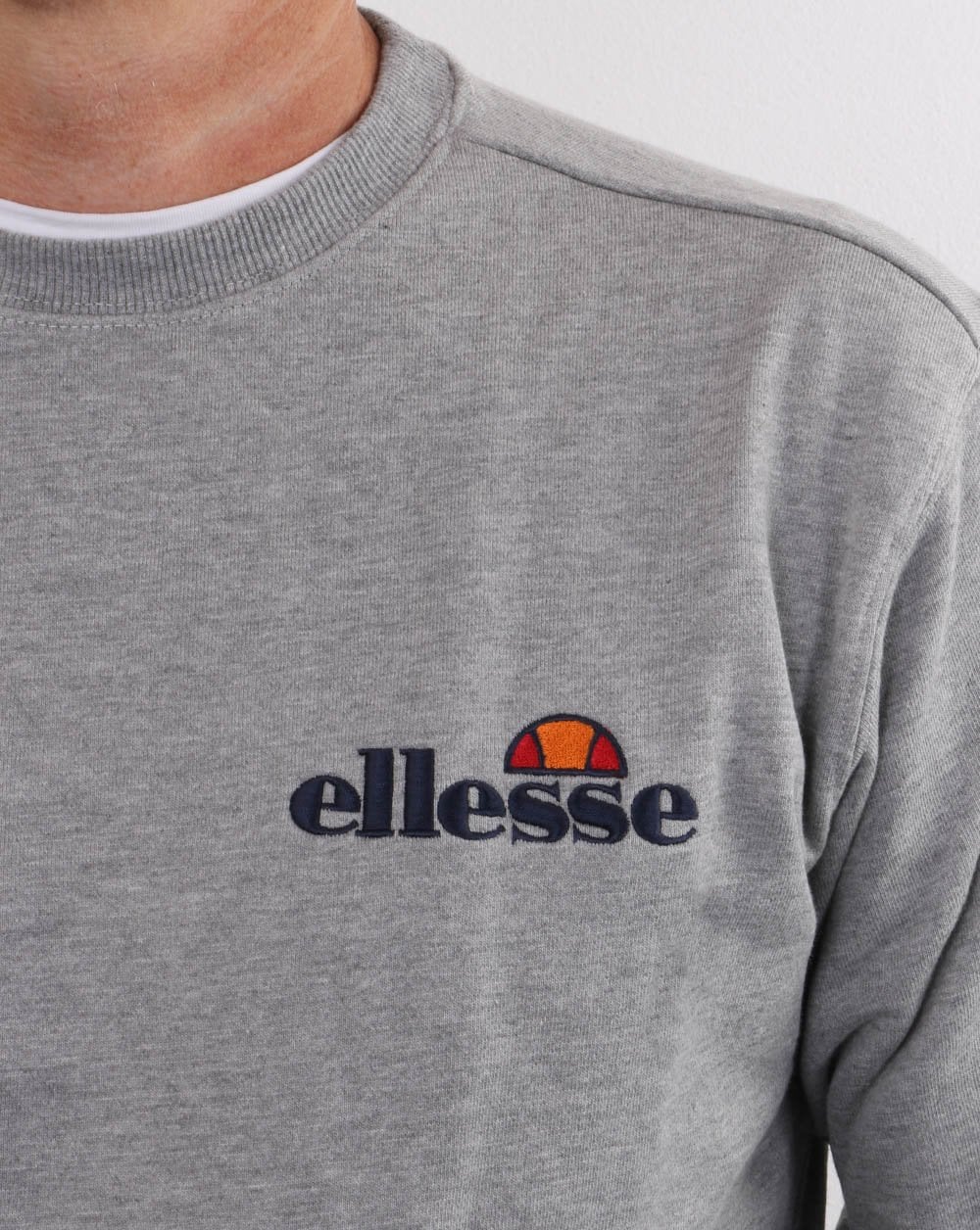 Ellesse – Sweatshirt mit Emb-Logo, Grau meliert