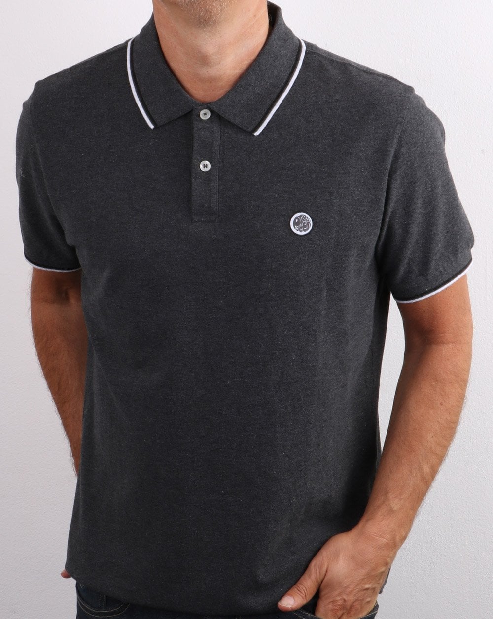 Pretty Green Poloshirt mit Streifen in Grau