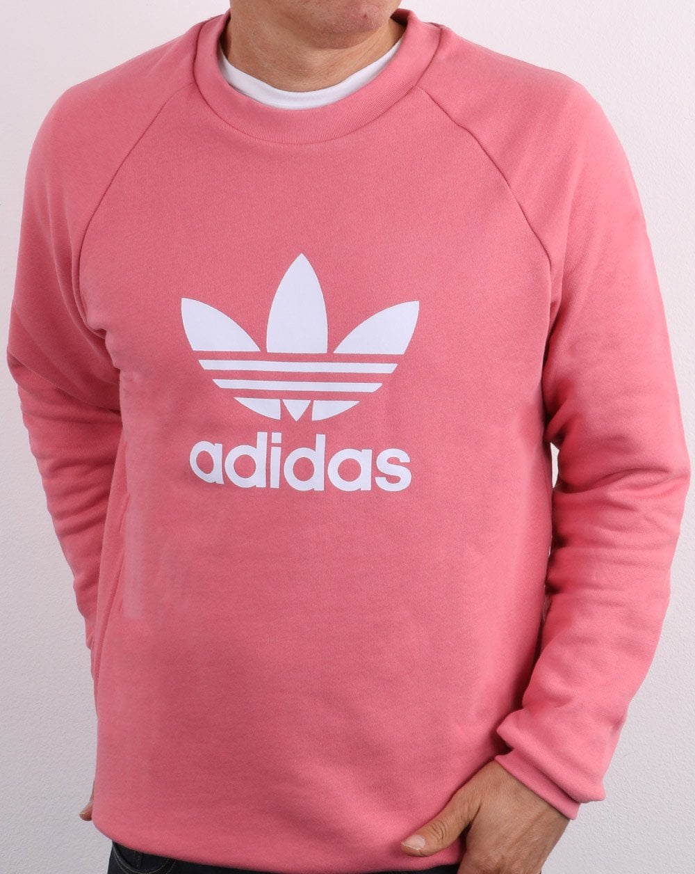 Adidas Originals – Sweatshirt mit Rundhalsausschnitt und Trefoil-Print in Rosa