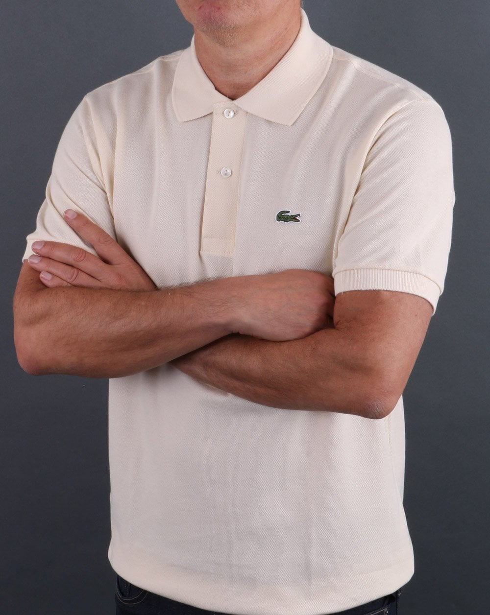 Lacoste – Klassisches Poloshirt in Zartcreme