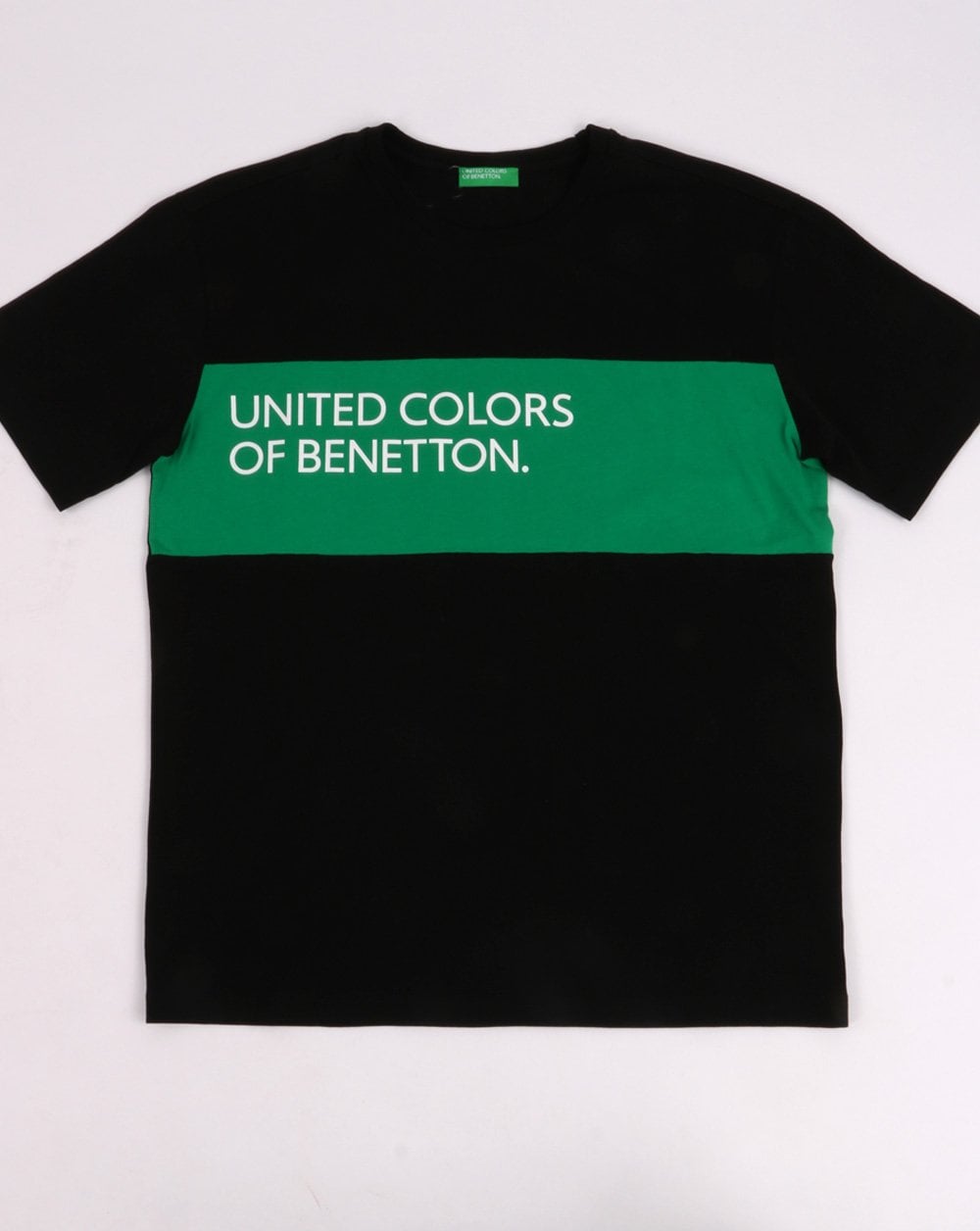 Benetton – Klassisches T-Shirt mit Rundhalsausschnitt und Logo in Schwarz
