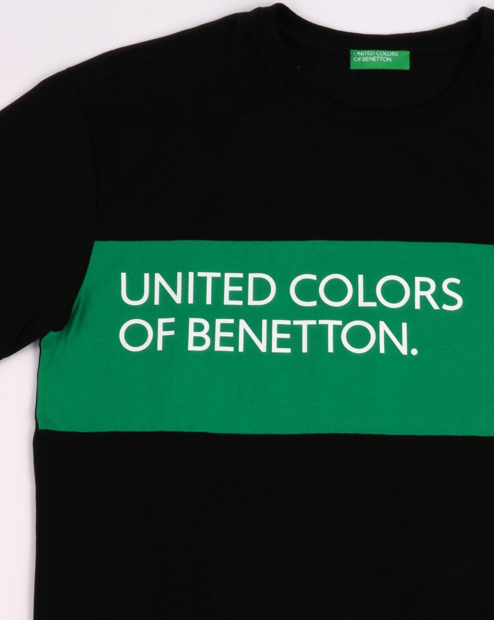 Benetton – Klassisches T-Shirt mit Rundhalsausschnitt und Logo in Schwarz