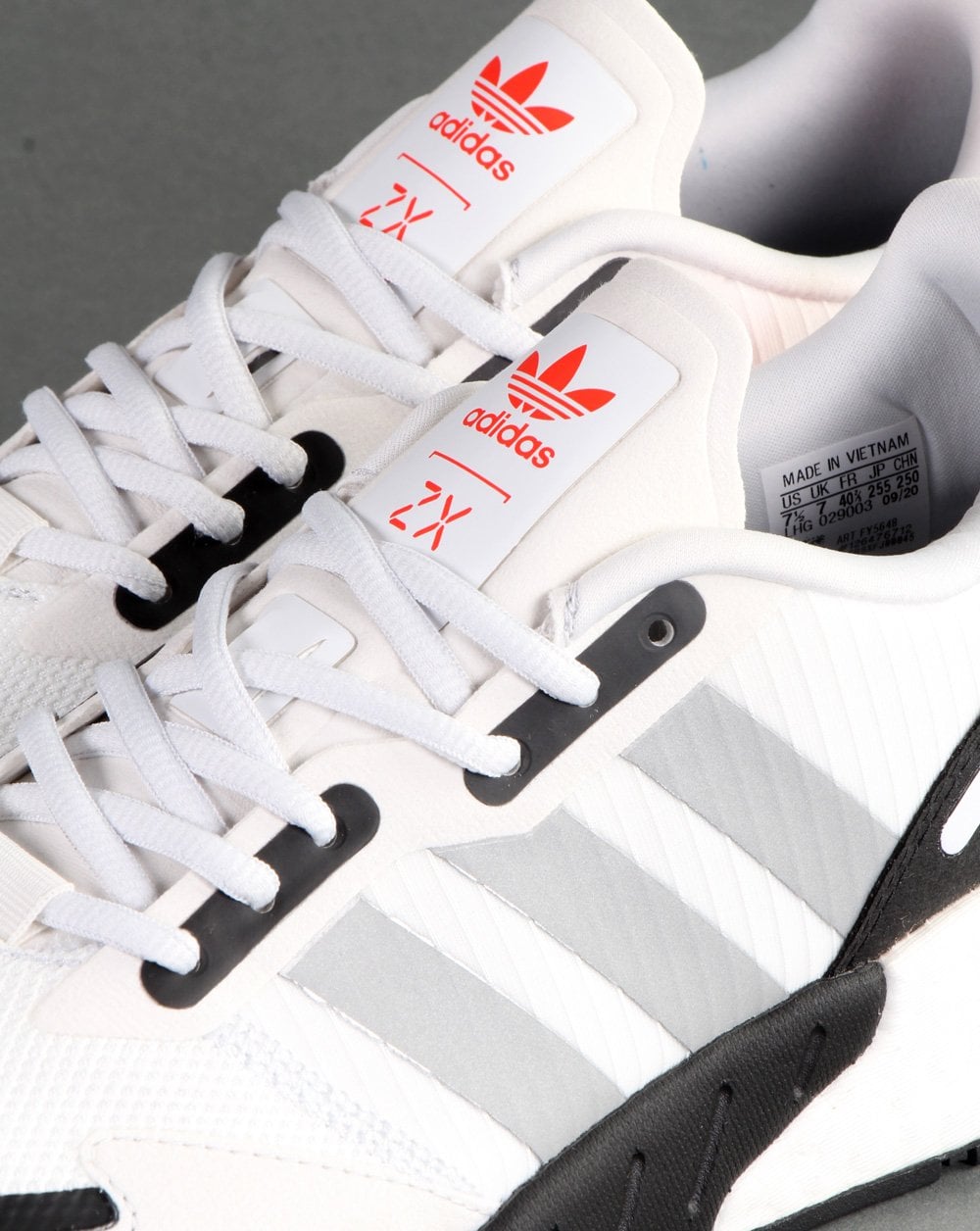 Adidas Zx 1k Boost Trainers White/Silver/Black