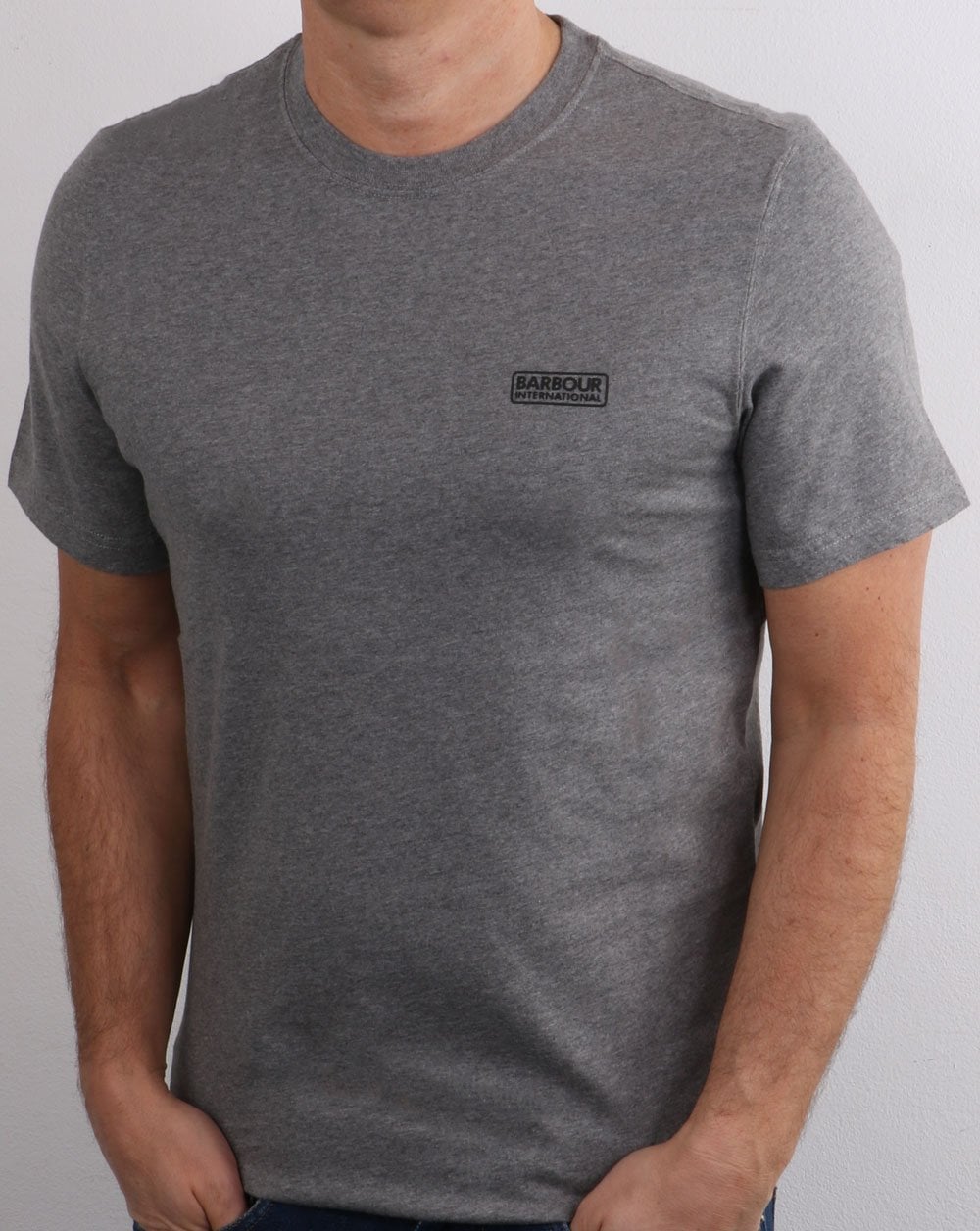 Barbour International – T-Shirt mit kleinem Logo in Grau
