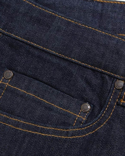 Weekend Offender – Locker geschnittene Jeans in dunkler Spülung