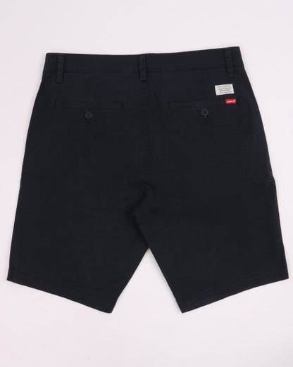 Levis – Taper-Chinoshorts in baltischem Marineblau