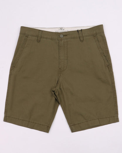 Levis – Taper Chino Short Oliv