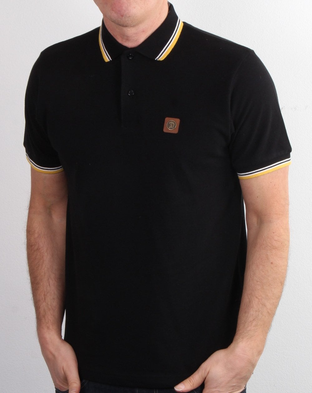Trojan Piqué-Poloshirt mit Streifen in Schwarz