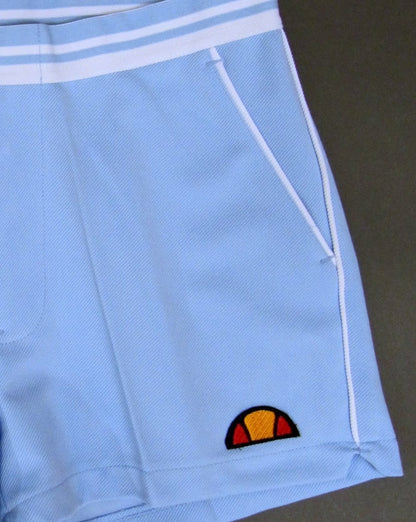 Ellesse – 80er-Tennisshorts, Himmelblau