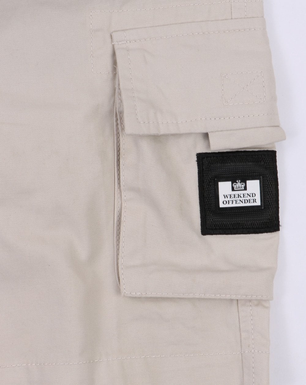 Weekend Offender Cargo Shorts Gips