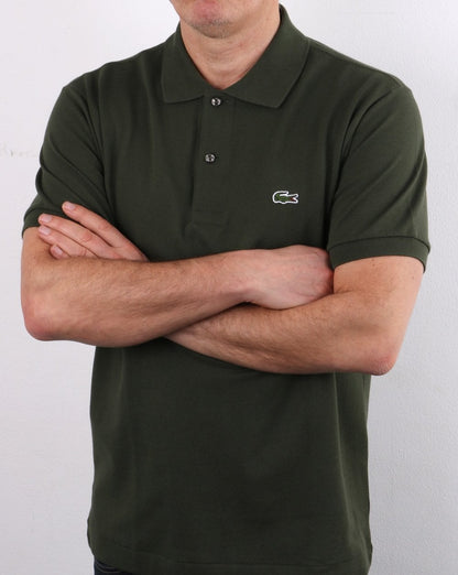 Lacoste – Klassisches Poloshirt in Khakigrün