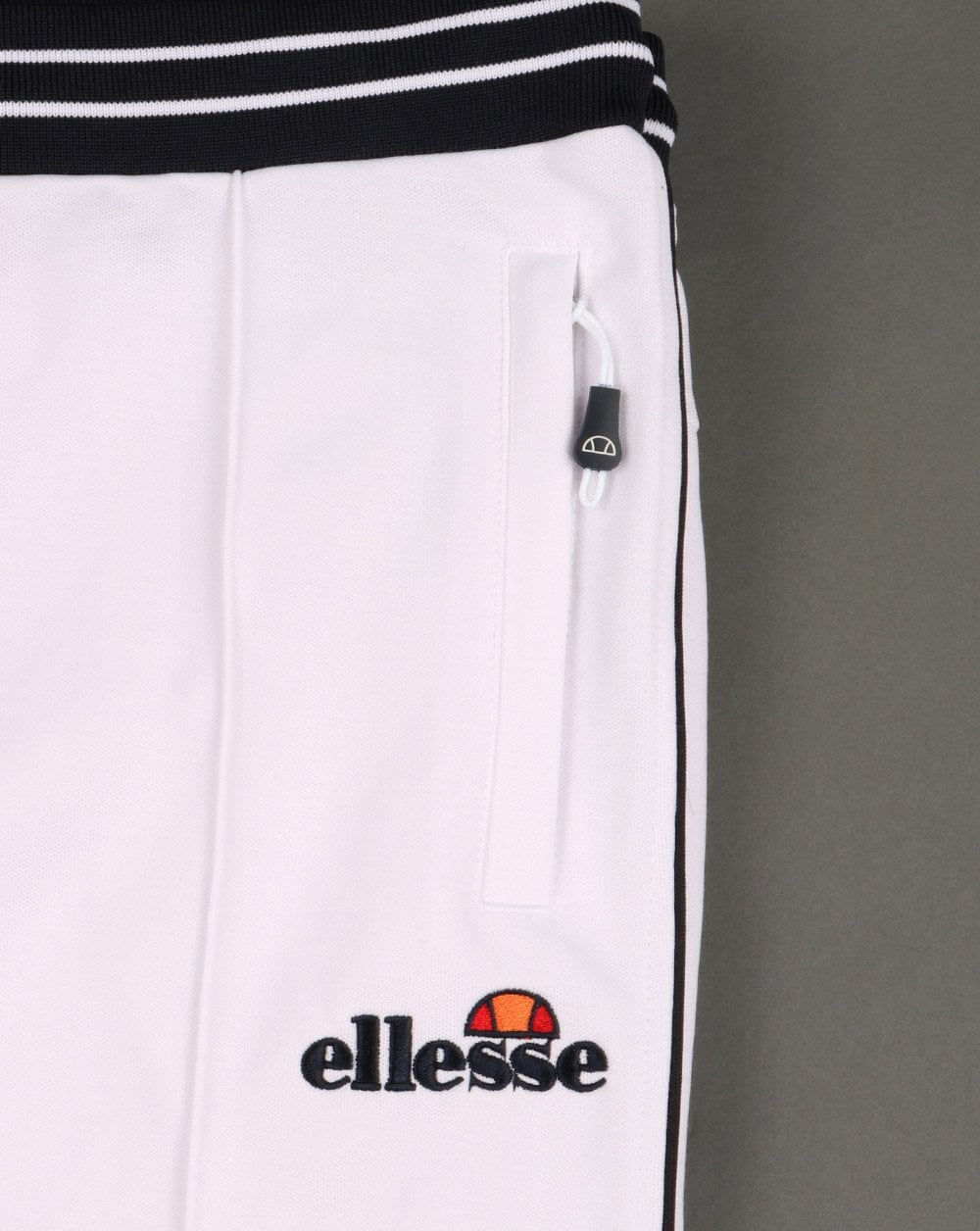 Ellesse – Zian – Trainingshose in Weiß