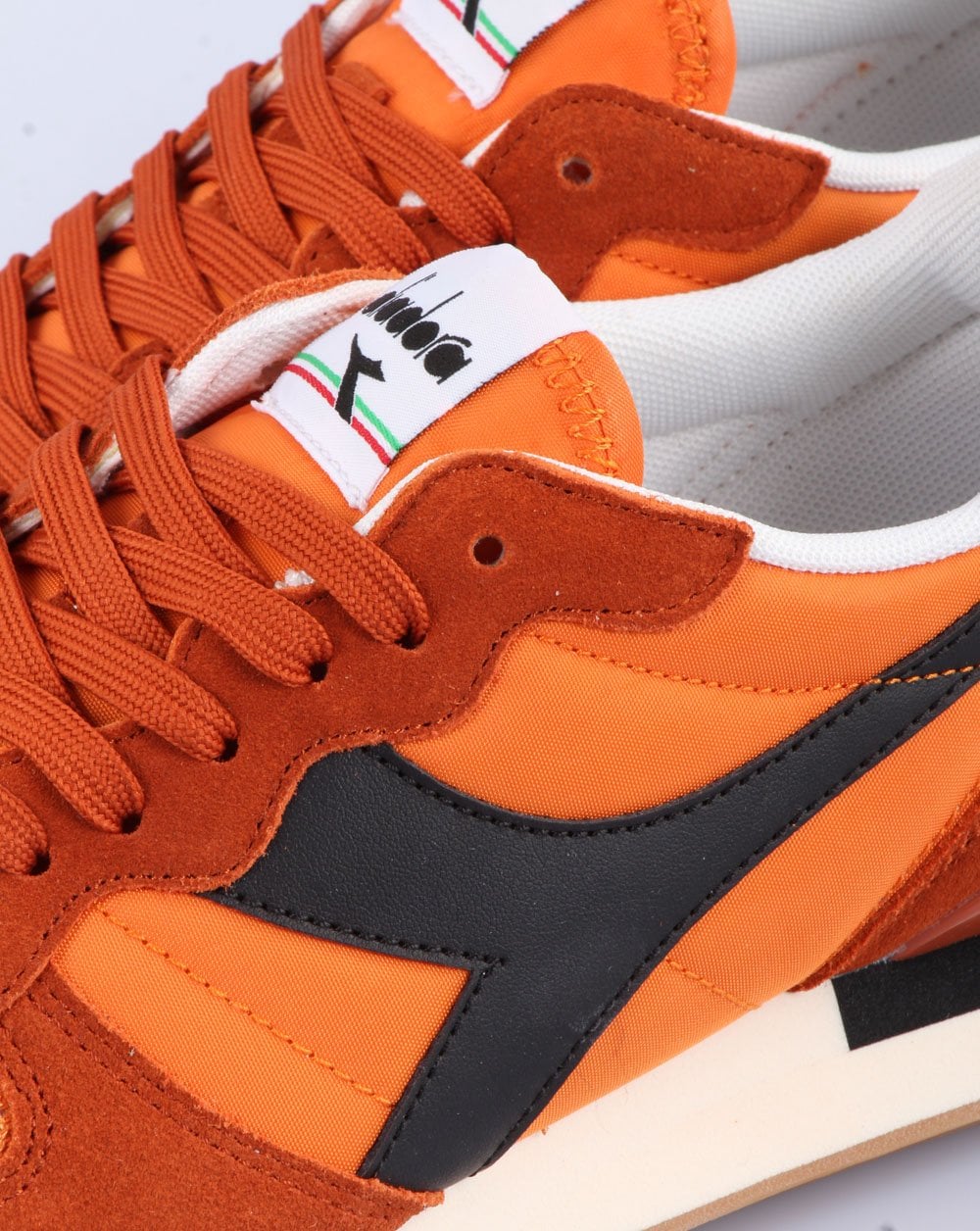 Diadora Camaro Trainer Goldflamme/Schwarz