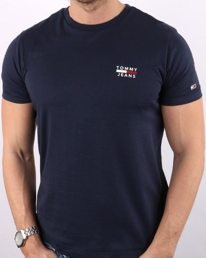 Tommy Jeans – T-Shirt mit Brustlogo in Marineblau