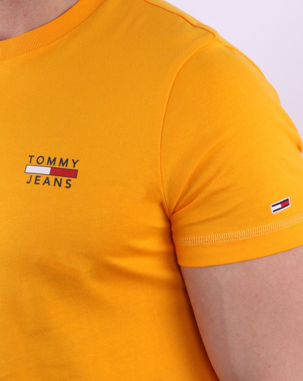 Tommy Jeans – T-Shirt mit Brustlogo in Florida-Orange