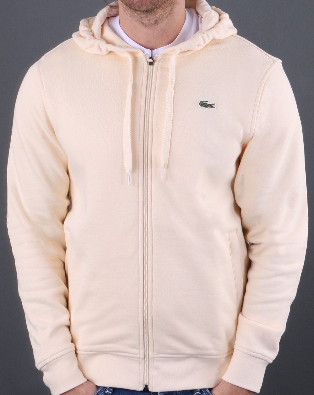 Lacoste – Kapuzenpullover mit durchgehendem Reißverschluss in Naturcreme