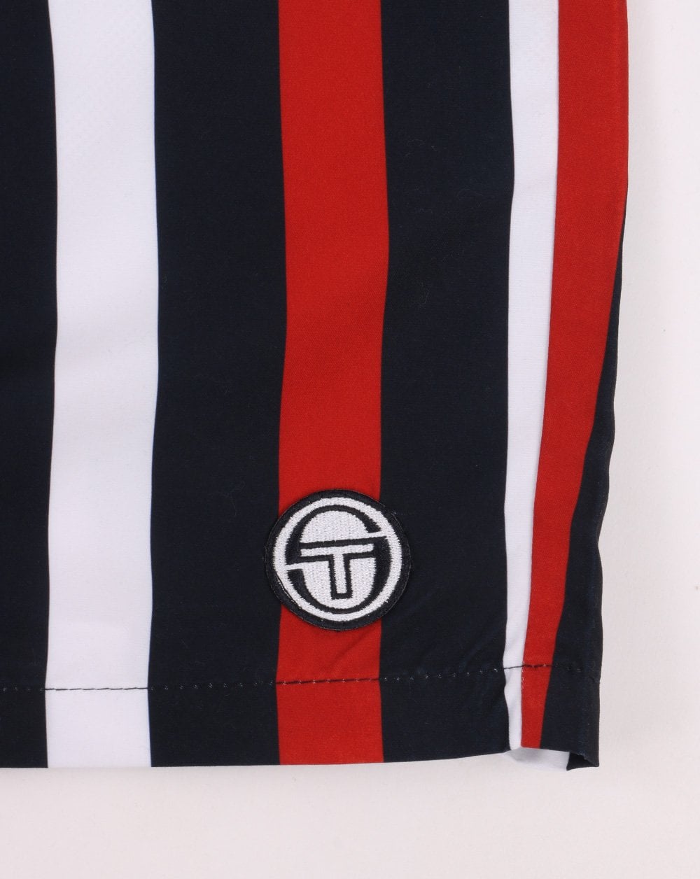 Sergio Tacchini Gestreifte Badeshorts Marineblau/Rot/Weiß
