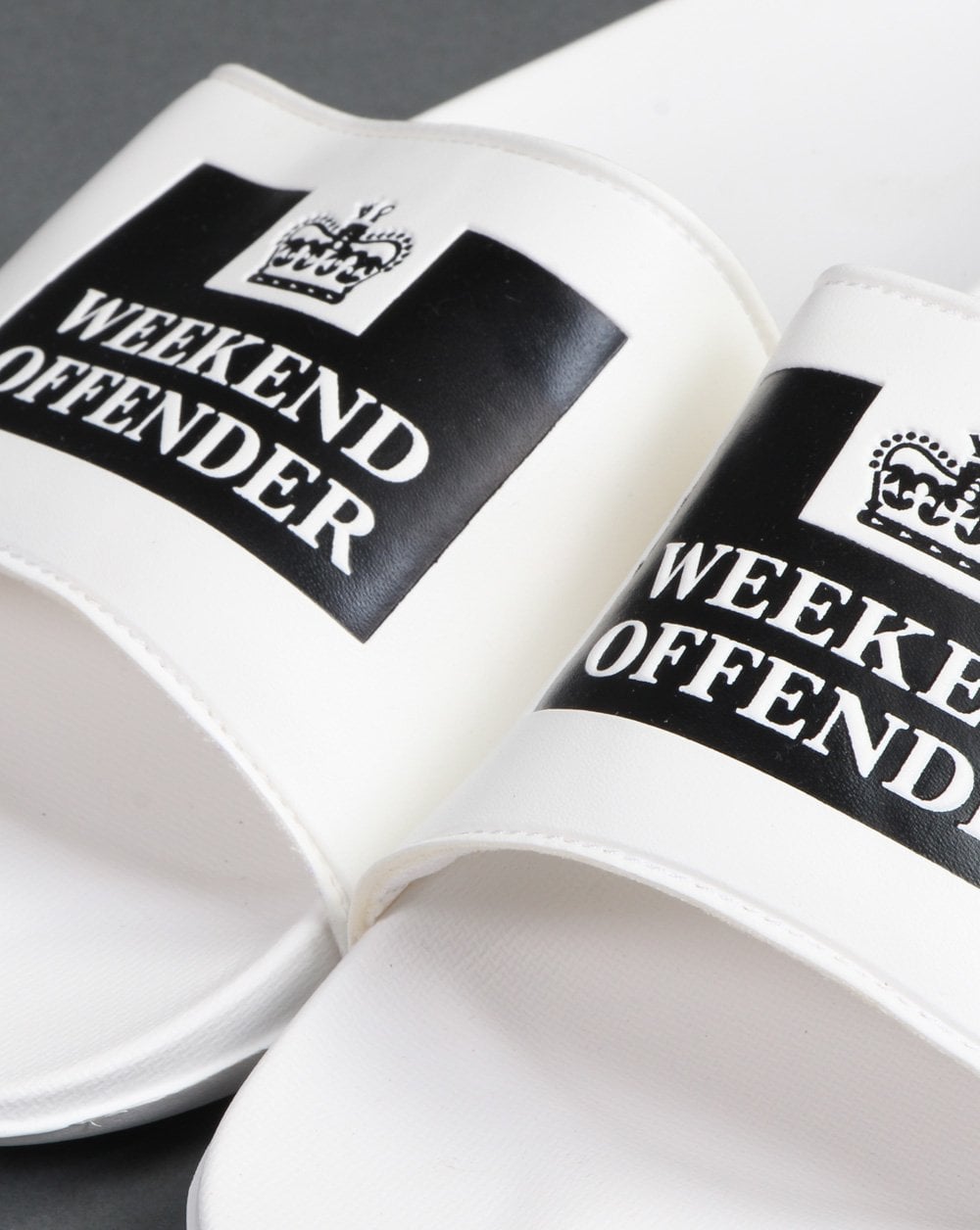 Weekend Offender La Piscine Pantoletten Weiß