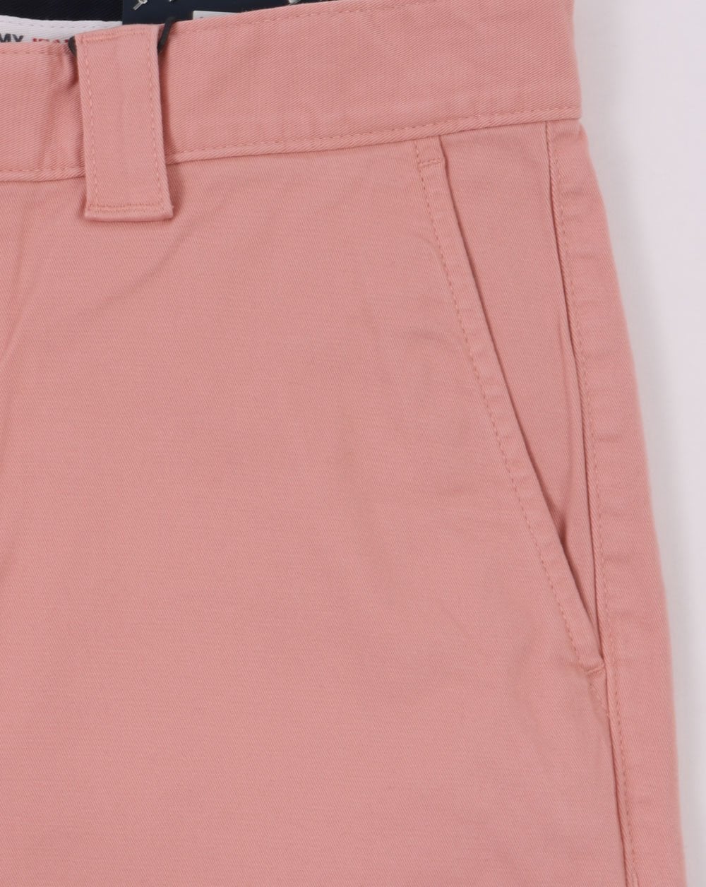 Tommy Jeans Scanton Chino-Shorts in Rosa